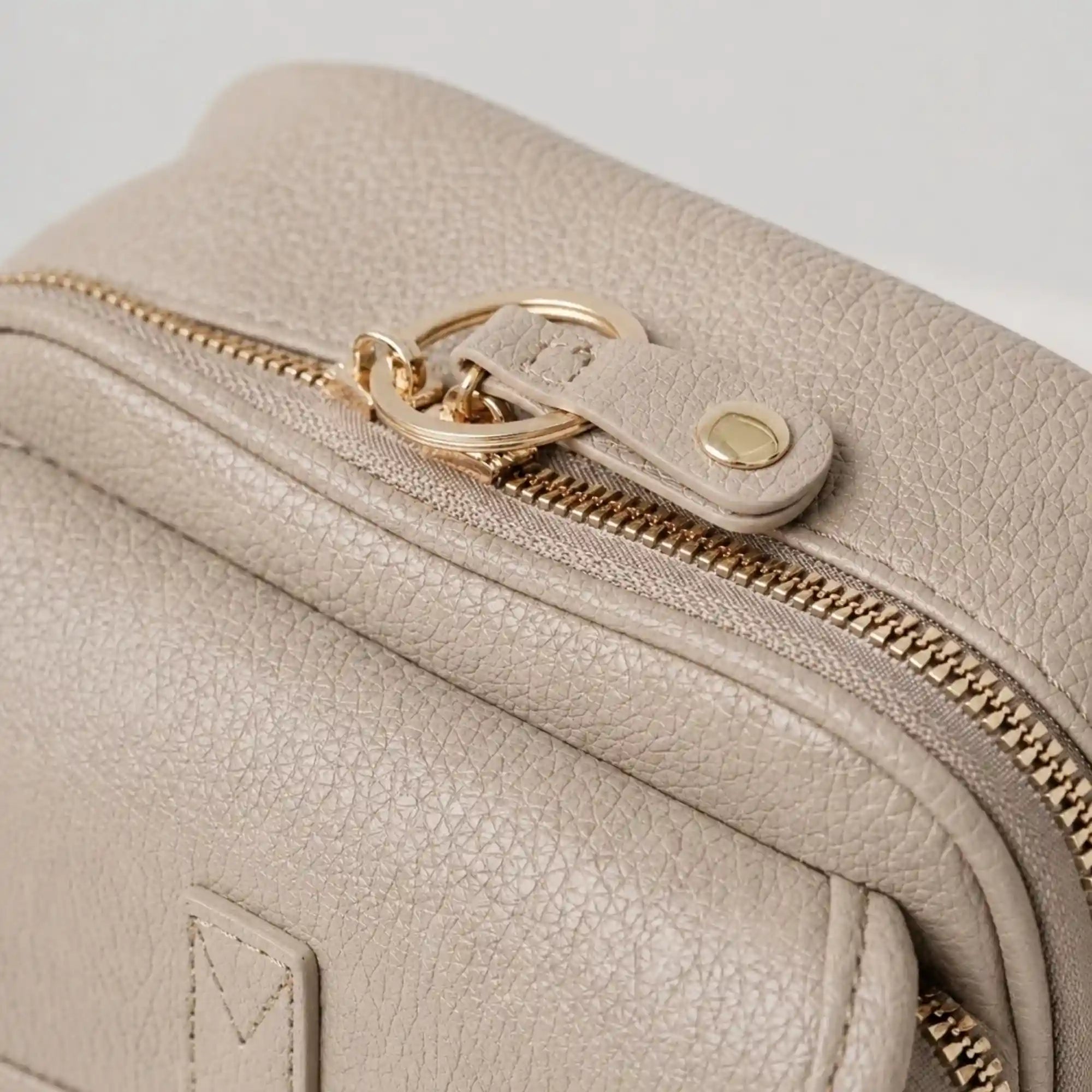 Laipan - The Roomiest Crossbody bag