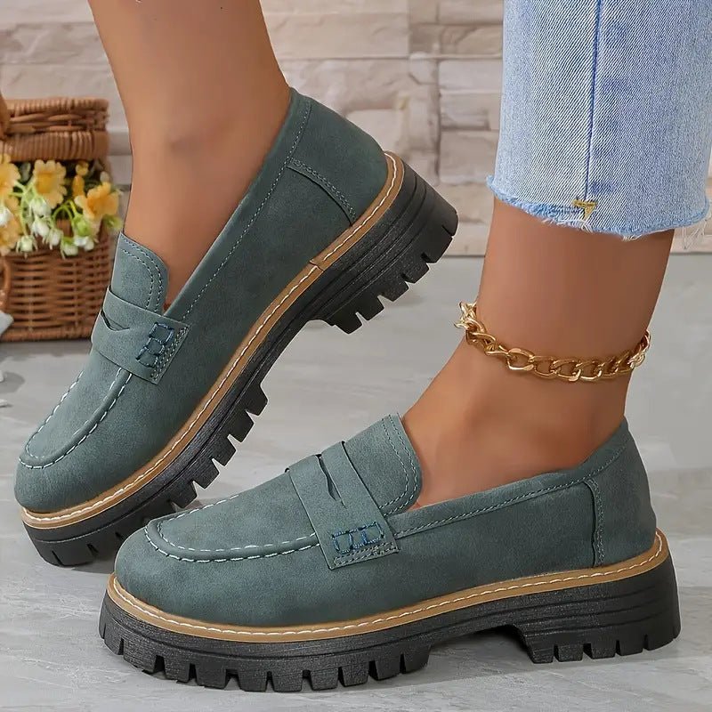 Bootara Women's Plus Size Casual Retro Suede Loafers with Chunky Heel Platform - Lene & Roth