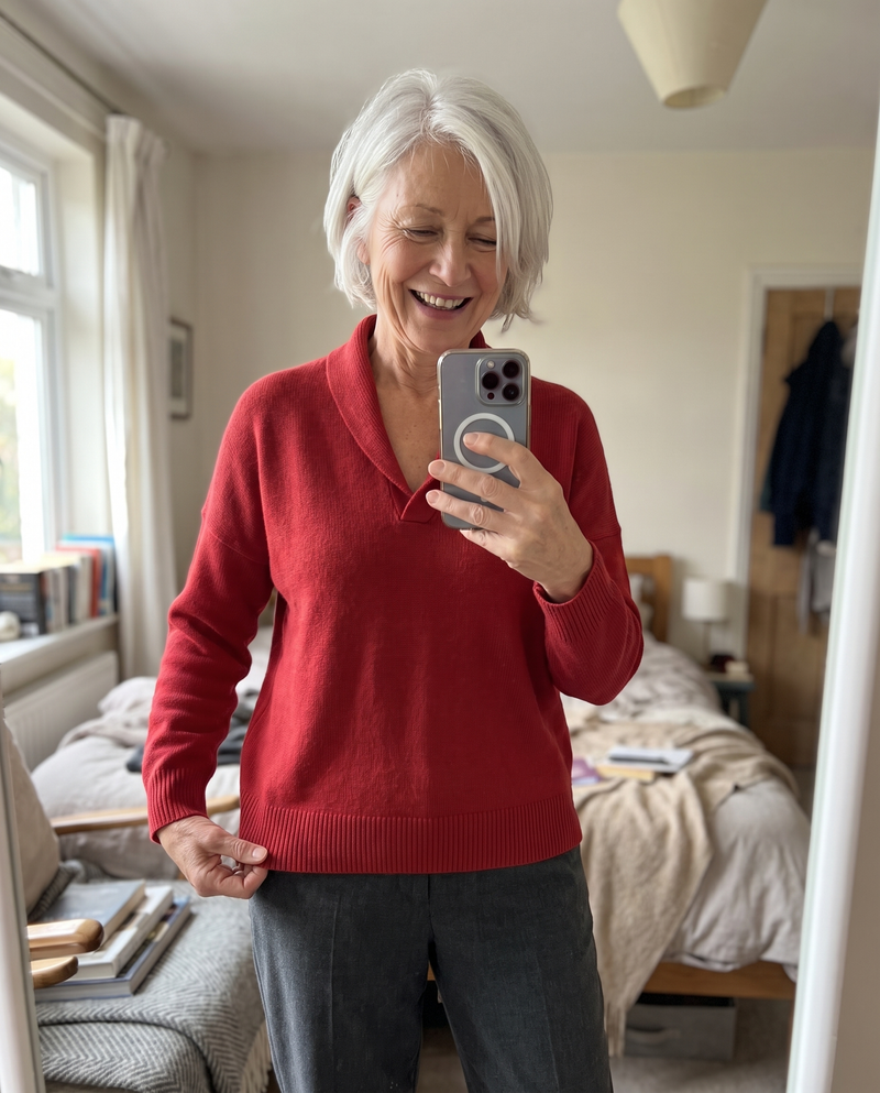 Elise | Bequemer Pullover mit V-Ausschnitt – Kundinnenfoto 1