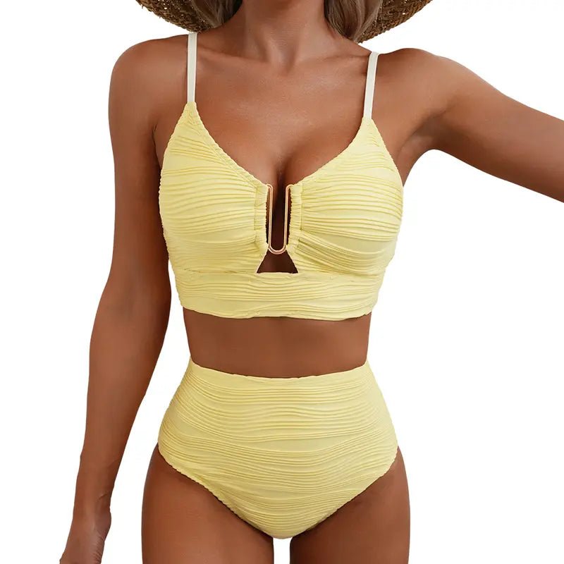 LIVIA | Der Bikini, der dich endlich loslässt - Lene & Roth