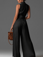 Zsófia Jumpsuit | Schwarzer plissierter Overall - Lene & Roth